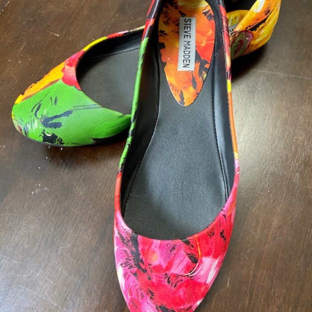 Steve Madden Watercolor Floral Flats 10 P-HeavenF